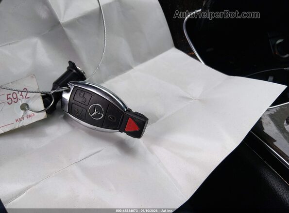 WDDWF4KB4JR413637 2018 MERCEDES-BENZ C-CLASS White წინა პანელის ხედი