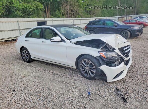 WDDWF4KB8HR215055 2017 MERCEDES-BENZ C White Передня права чверть