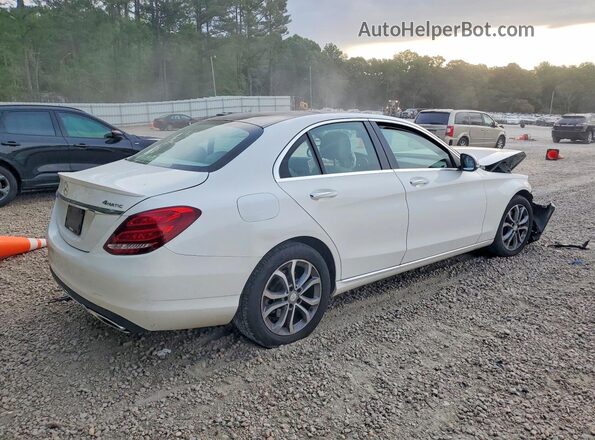 WDDWF4KB8HR215055 2017 MERCEDES-BENZ C White Задня права чверть