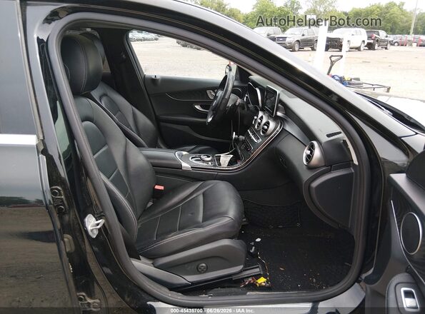 WDDWF4KBXHR235680 2017 MERCEDES-BENZ C-CLASS Black Vista interior delantera