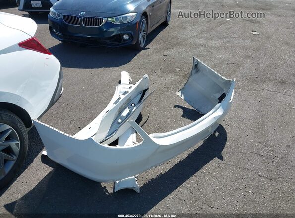 WDDWF8DB8LR527888 2020 MERCEDES-BENZ C-CLASS White ხელსაწყოთა პანელის ხედი