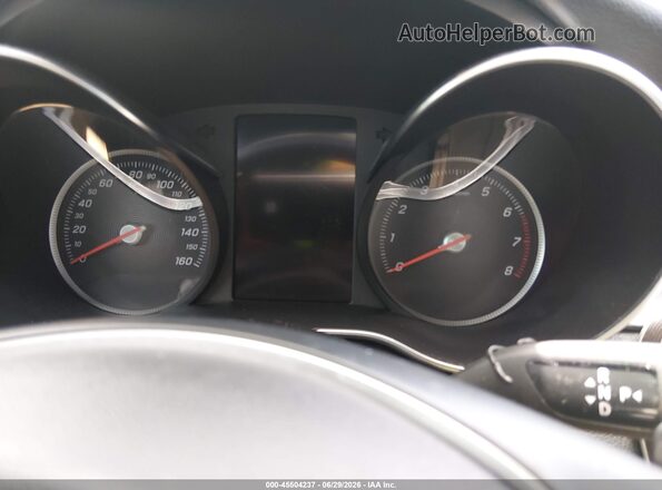 WDDWJ4JB2JF737946 2018 MERCEDES-BENZ C-CLASS Black Widok tylnych siedzeń