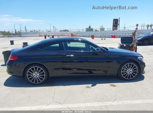 WDDWJ4JB8HF524803 2017 MERCEDES-BENZ C-CLASS Black Widok wnętrza z tyłu