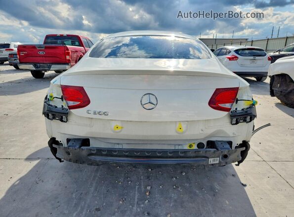 WDDWJ4JB9HF370649 2017 MERCEDES-BENZ C Белый Вид сзади