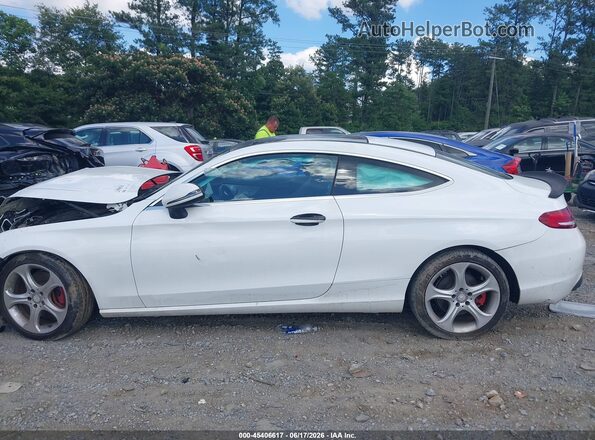 WDDWJ4KB2HF401688 2017 MERCEDES-BENZ C-CLASS White Սալոնի 360 աստիճան տեսք