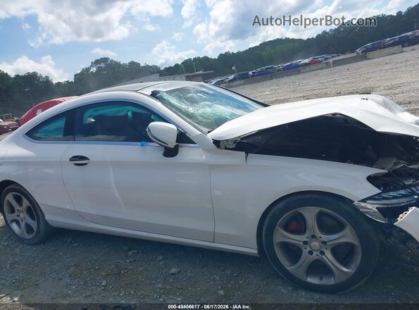 WDDWJ4KB2HF401688 2017 MERCEDES-BENZ C-CLASS White Սալոնի հետևի տեսք