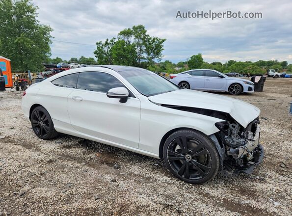 WDDWJ4KB6HF544594 2017 MERCEDES-BENZ C-CLASS Белый Передняя правая четверть