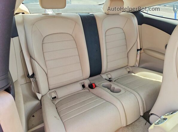 WDDWJ4KB8HF526663 2017 MERCEDES-BENZ C Blue Vista de los asientos traseros