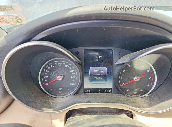 WDDWJ4KB8HF526663 2017 MERCEDES-BENZ C Blue Vista del cuadro de instrumentos