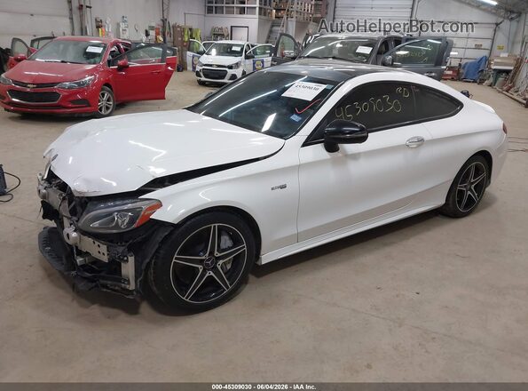 WDDWJ6EB1HF452672 2017 MERCEDES-BENZ AMG C 43 Белый Передняя левая четверть