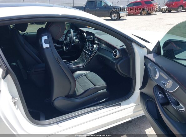 WDDWJ6EB8JF640885 2018 MERCEDES-BENZ AMG C 43 White Вид салону спереду