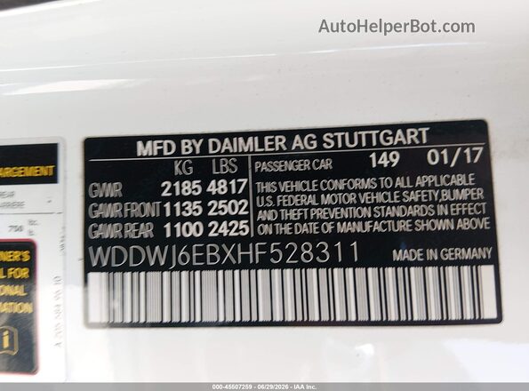 WDDWJ6EBXHF528311 2017 MERCEDES-BENZ AMG C 43 Белый Вид подкапотного пространства