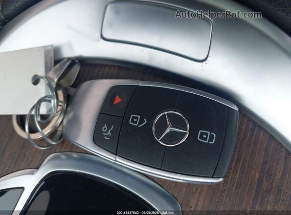 WDDWJ8DB5KF853291 2019 MERCEDES-BENZ C-CLASS Синий Вид панели приборов