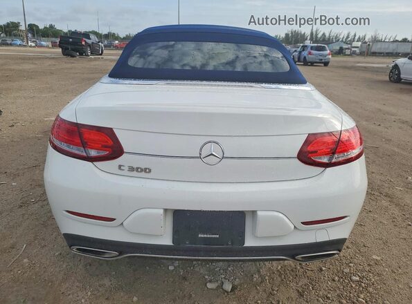 WDDWK4JB7JF659757 2018 MERCEDES-BENZ C White 