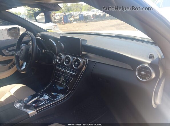 WDDWK4KB6HF566382 2017 MERCEDES-BENZ C-CLASS White Вид салону спереду