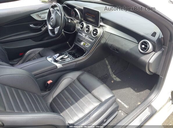 WDDWK6EB1JF691271 2018 MERCEDES-BENZ AMG C 43 Белый Вид салона спереди
