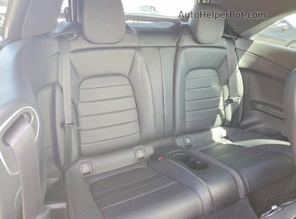 WDDWK8DB2KF928784 2019 MERCEDES-BENZ C Серебряный Вид задних сидений