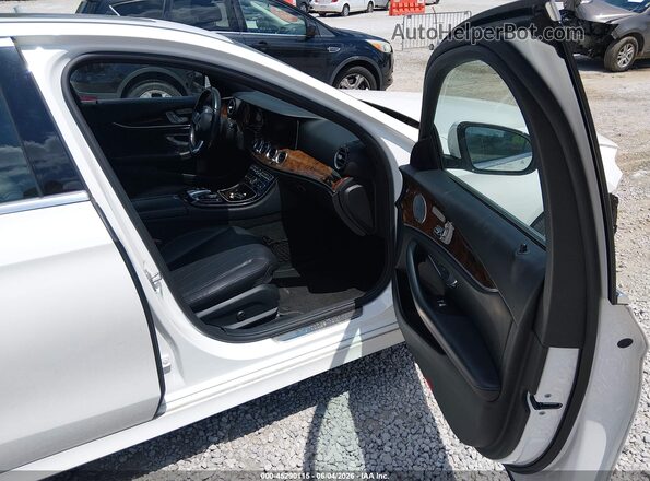 WDDZF4JB0HA024212 2017 MERCEDES-BENZ E-CLASS White Front interior view