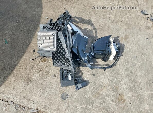 WDDZF4JB0JA395778 2018 MERCEDES-BENZ E Blue Engine compartment view