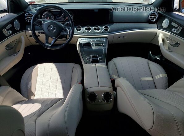WDDZF4JB0JA465568 2018 MERCEDES-BENZ E White Widok deski rozdzielczej