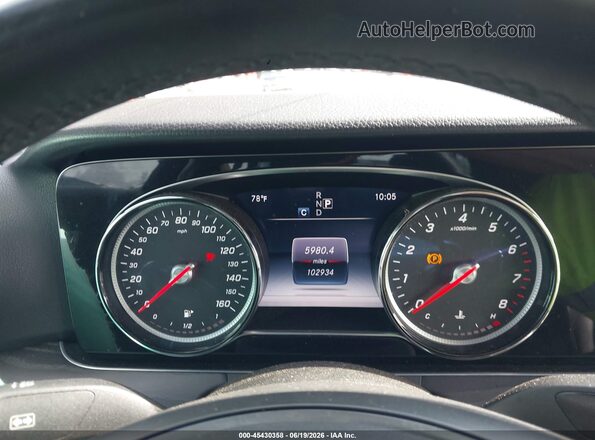 WDDZF4JB1HA058871 2017 MERCEDES-BENZ E-CLASS Серебряный Вид задних сидений