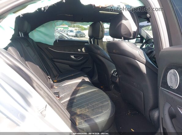 WDDZF4JB1HA058871 2017 MERCEDES-BENZ E-CLASS Серебряный Вид наклейки с VIN-кодом
