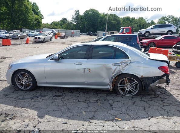 WDDZF4JB1HA058871 2017 MERCEDES-BENZ E-CLASS Серебряный Панорамный вид салона 360°