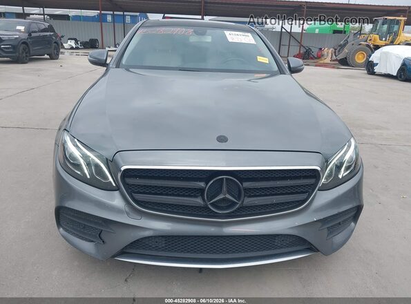 WDDZF4JB1HA080742 2017 MERCEDES-BENZ E-CLASS Gray Vista del cuadro de instrumentos