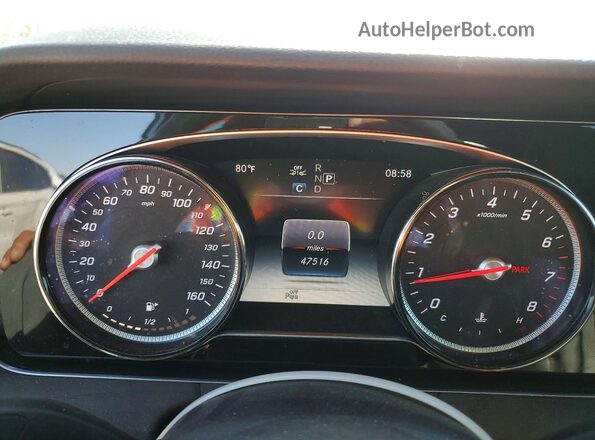 WDDZF4JB1KA500975 2019 MERCEDES-BENZ E Silver Widok deski rozdzielczej