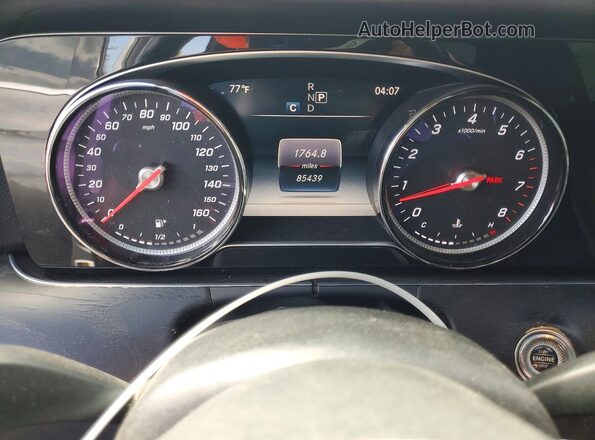 WDDZF4JB1KA504735 2019 MERCEDES-BENZ E Gray ხელსაწყოთა პანელის ხედი