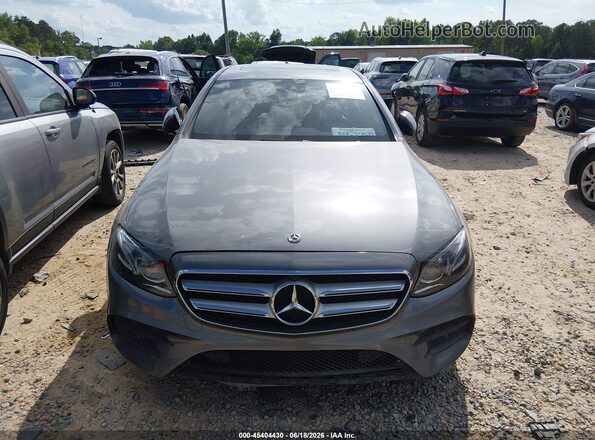 WDDZF4JB1KA515959 2019 MERCEDES-BENZ E-CLASS Gray ხელსაწყოთა პანელის ხედი