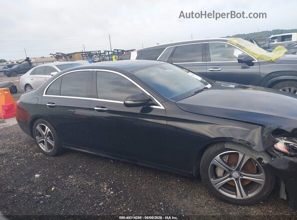 WDDZF4JB2HA066980 2017 MERCEDES-BENZ E-CLASS Black Вид задньої частини салону