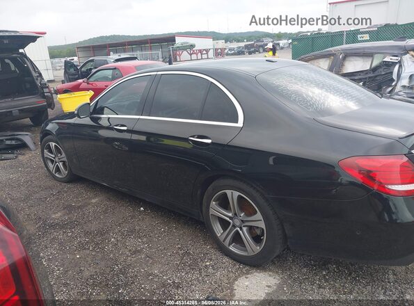 WDDZF4JB2HA066980 2017 MERCEDES-BENZ E-CLASS Black Панорамний вид салону 360°