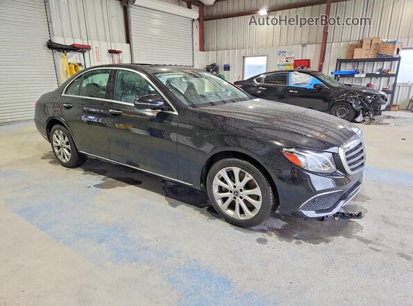WDDZF4JB2JA428425 2018 MERCEDES-BENZ E Черный Передняя правая четверть