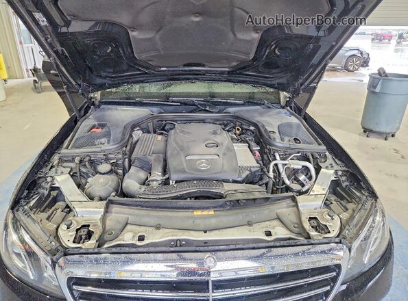 WDDZF4JB2JA428425 2018 MERCEDES-BENZ E Черный Вид задней части салона