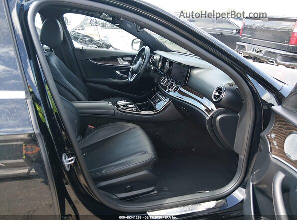 WDDZF4JB2KA617058 2019 MERCEDES-BENZ E-CLASS Black Front interior view
