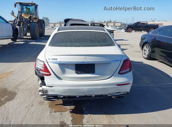 WDDZF4JB2KA617867 2019 MERCEDES-BENZ E-CLASS White 
