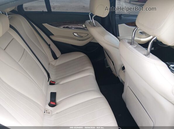 WDDZF4JB3HA242967 2017 MERCEDES-BENZ E-CLASS White Vista de la etiqueta del VIN