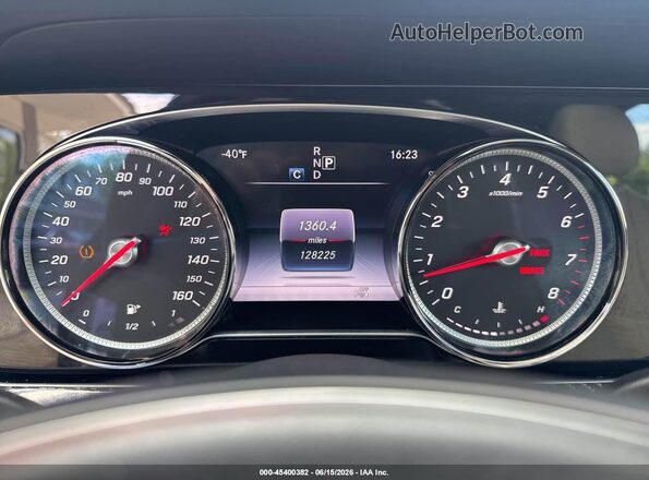 WDDZF4JB5HA048053 2017 MERCEDES-BENZ E White Vista de los asientos traseros