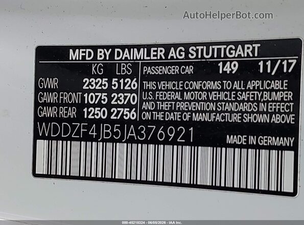 WDDZF4JB5JA376921 2018 MERCEDES-BENZ E-CLASS White Vista del compartimento del motor