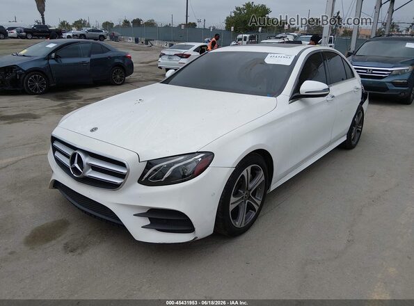 WDDZF4JB5JA395159 2018 MERCEDES-BENZ E-CLASS Белый Передняя левая четверть