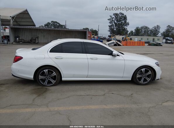 WDDZF4JB5JA395159 2018 MERCEDES-BENZ E-CLASS Белый Вид щитка приборов