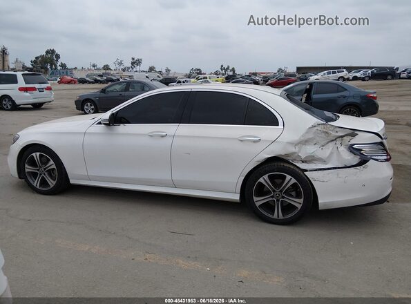 WDDZF4JB5JA395159 2018 MERCEDES-BENZ E-CLASS Белый Вид задней части салона