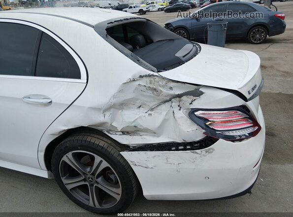 WDDZF4JB5JA395159 2018 MERCEDES-BENZ E-CLASS Белый Вид спереди