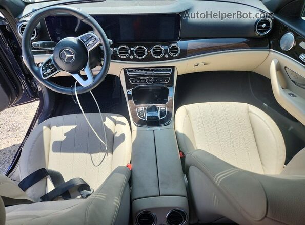 WDDZF4JB6KA630976 2019 MERCEDES-BENZ E Blue Widok deski rozdzielczej