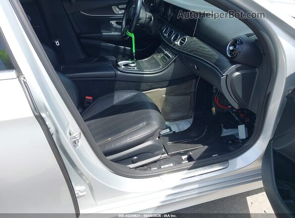 WDDZF4JB7KA527601 2019 MERCEDES-BENZ E-CLASS Silver წინა სალონის ხედი