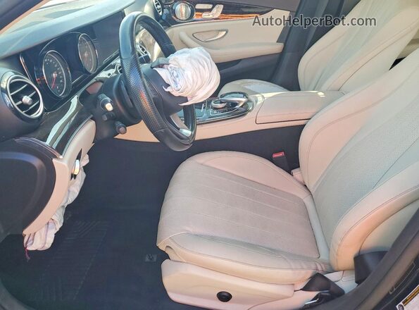 WDDZF4JBXHA105878 2017 MERCEDES-BENZ E Black Սալոնի դիմացի տեսք
