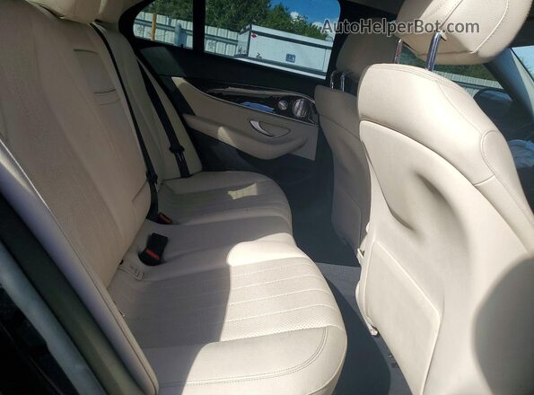 WDDZF4JBXHA105878 2017 MERCEDES-BENZ E Black Հետևի նստատեղերի տեսք