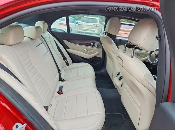 WDDZF4JBXKA514552 2019 MERCEDES-BENZ E Red უკანა სავარძლების ხედი