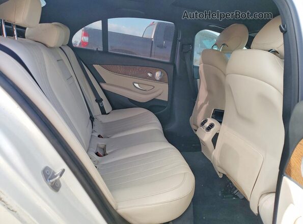 WDDZF4KB0HA162122 2017 MERCEDES-BENZ E White Вид задніх сидінь